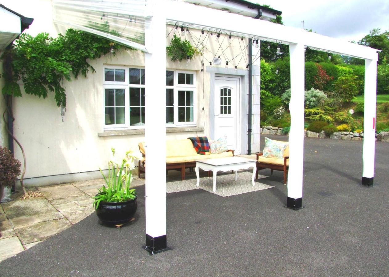 Wonderful Setting Farmhouse Apartment ウィックロー エクステリア 写真